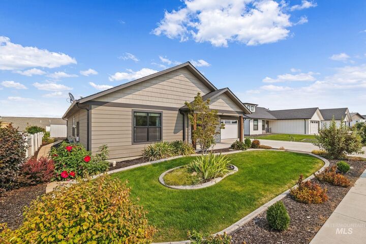 Property Photo:  3215 Parkridge Way  ID 83501 