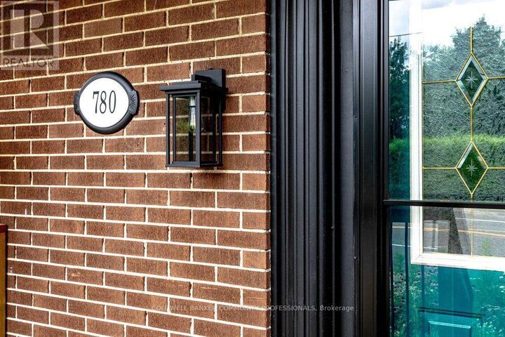 Property Photo: 780 Garth Street ON L9C 4K4