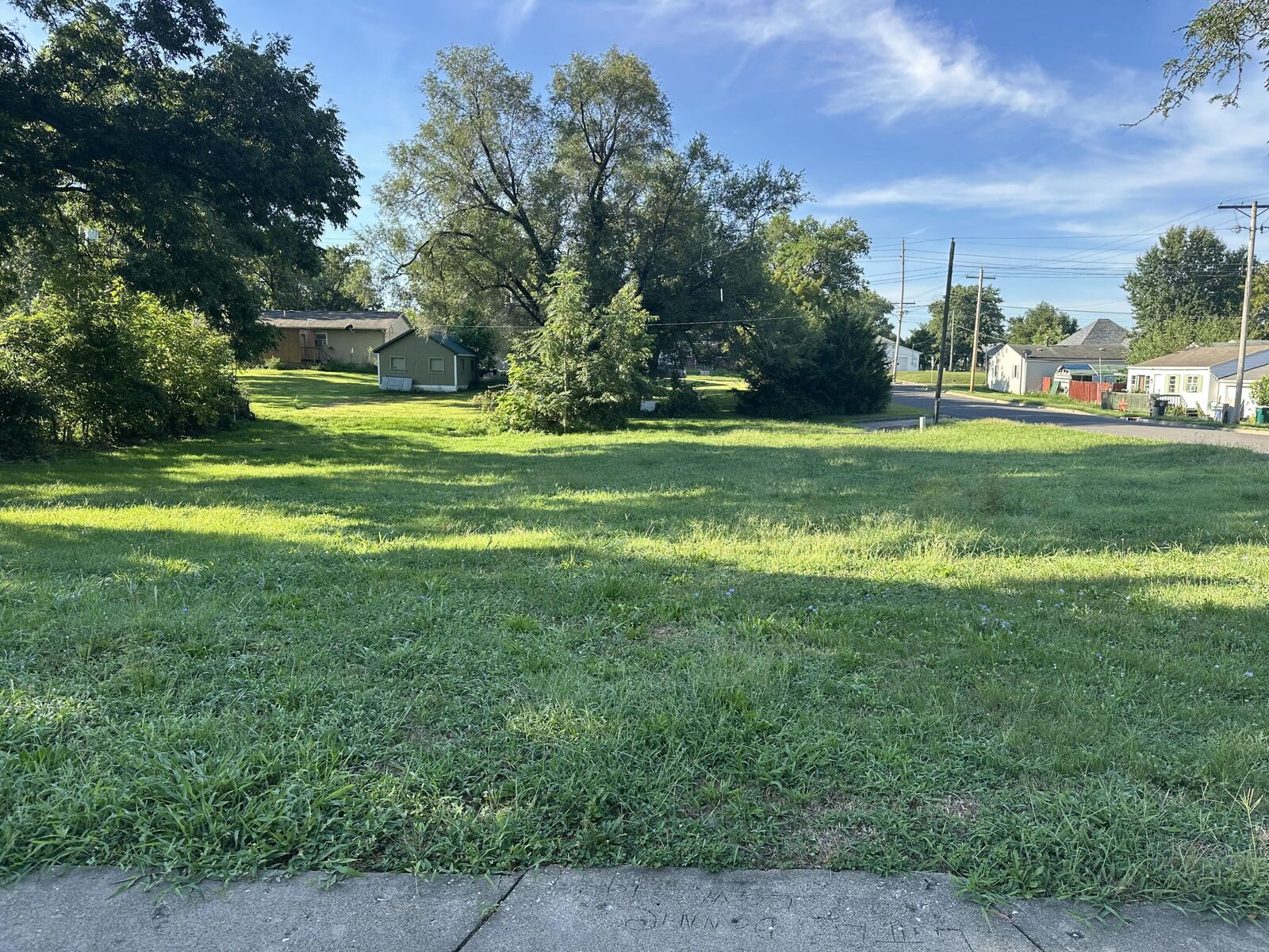 Property Photo:  1226 Henry St  MO 65270 