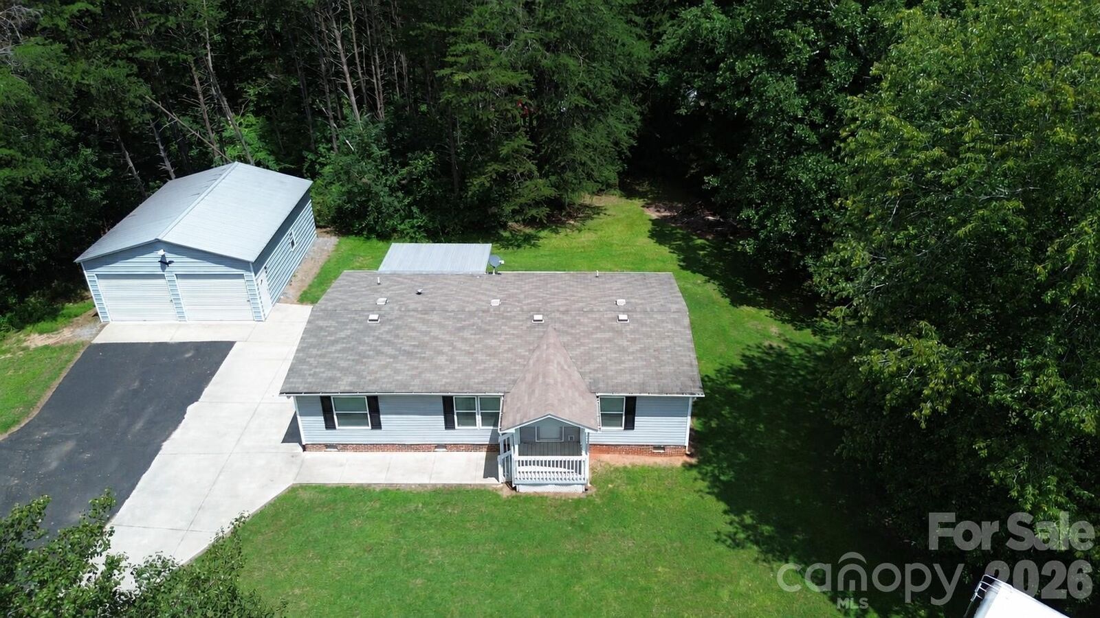 Property Photo:  2344 Ashlee Meadows Lane  NC 28092 
