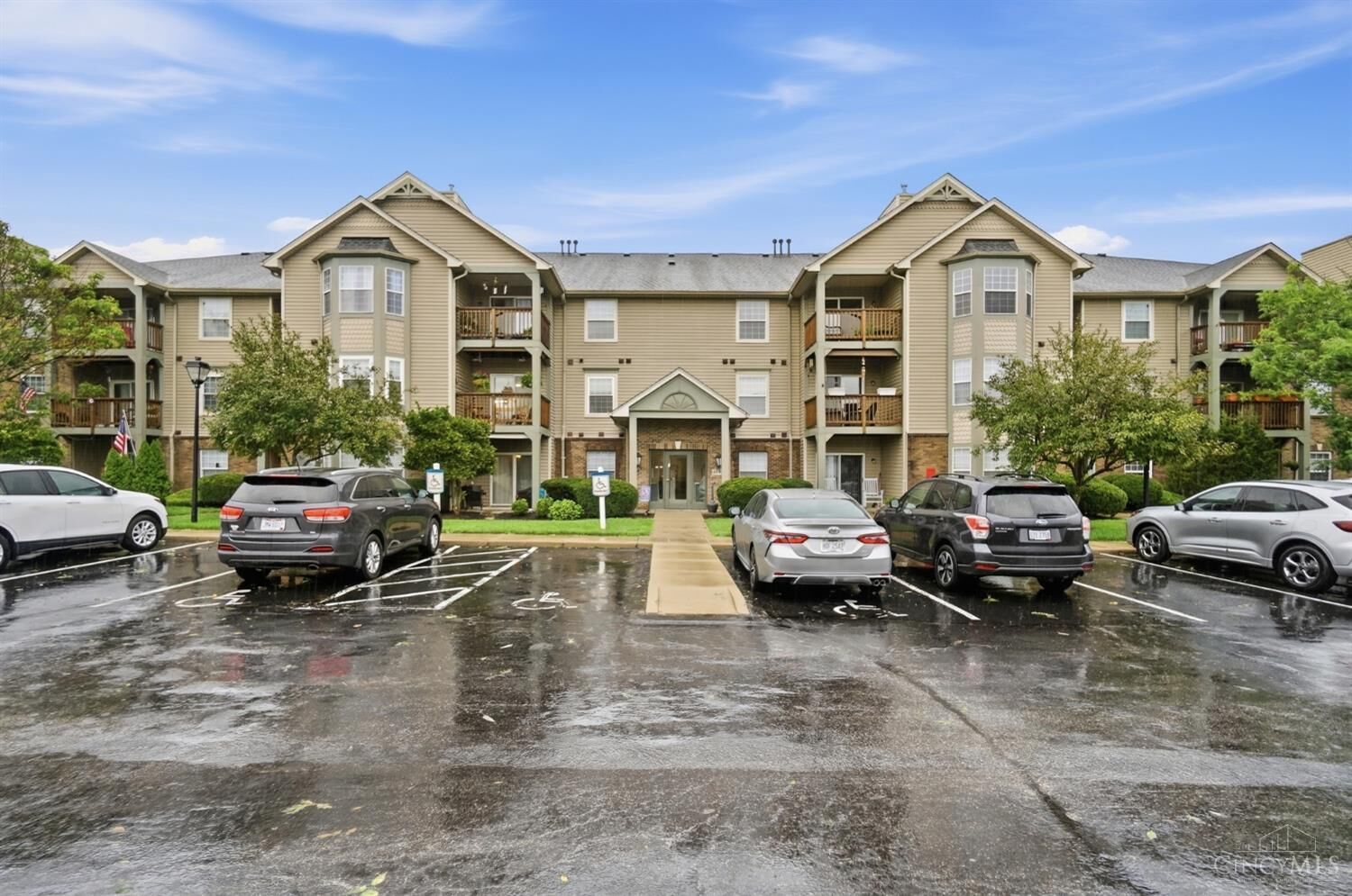 Property Photo: 4941 N Arbor Woods Court OH 45248