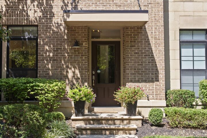 Property Photo:  888 Burr Avenue  OH 43212 