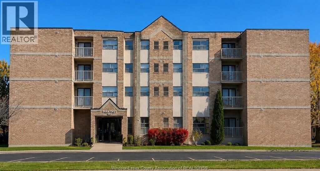 Property Photo: 1160 Lauzon 401 ON N8S 4T1