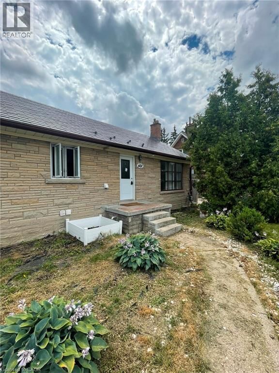 Property Photo:  601 Frederick Street Upper  ON N2B 2A8 