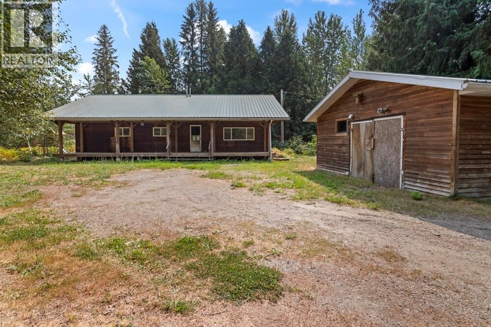 Property Photo:  122 Silvercrest Road  BC V0B 1W1 