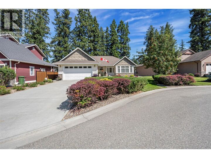 Property Photo: 2976 Heal Court BC V0E 1B2