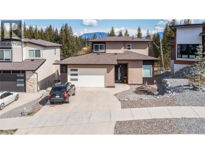 Property Photo: 2181 14 Avenue Southeast BC V1E 2N2