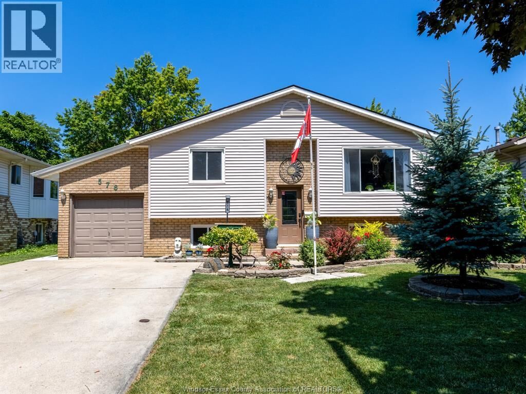 Property Photo:  576 Richmond Street  ON N9V 3T9 