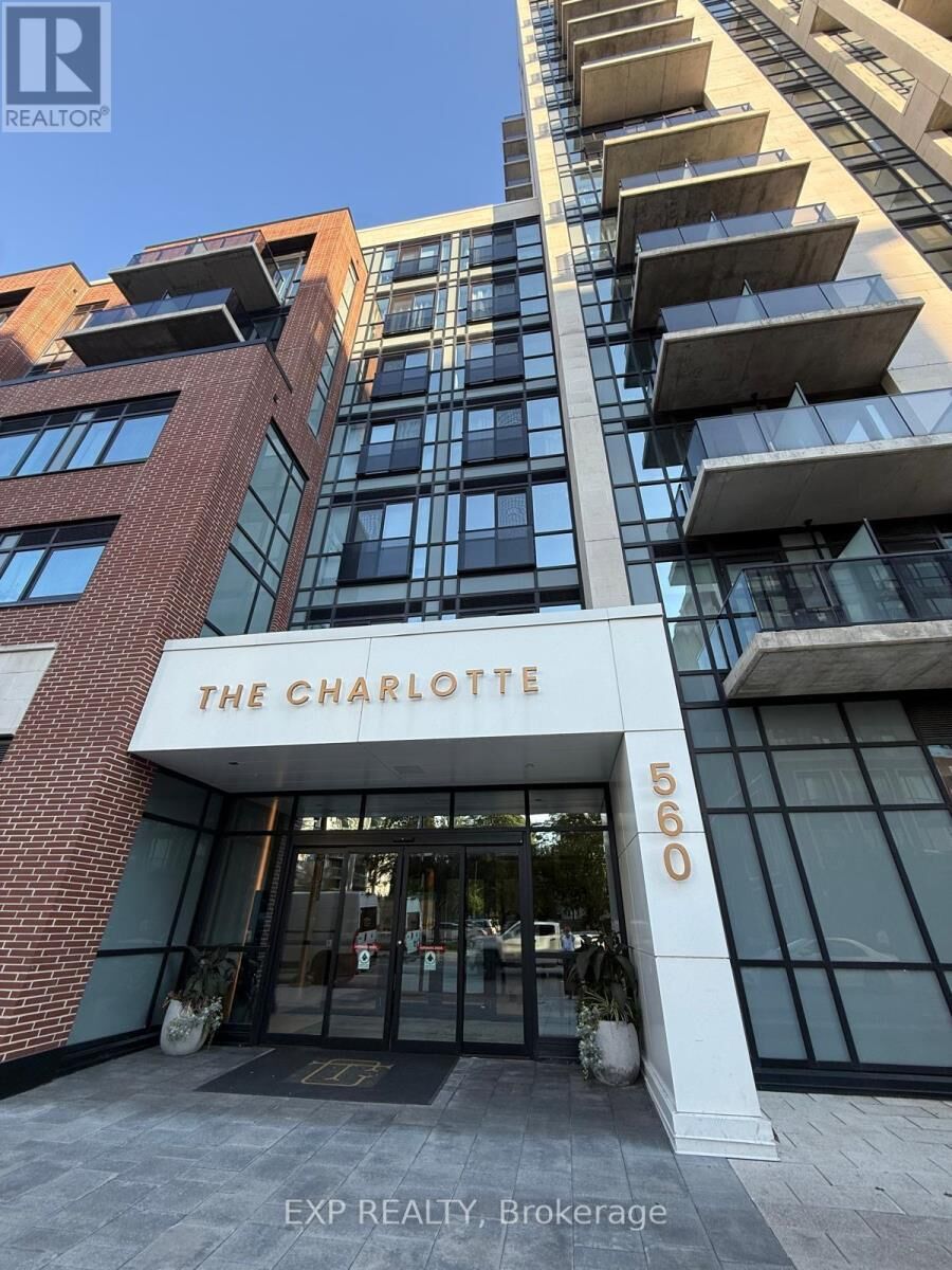 Property Photo:  560 Rideau Street 423  ON K1N 0G3 