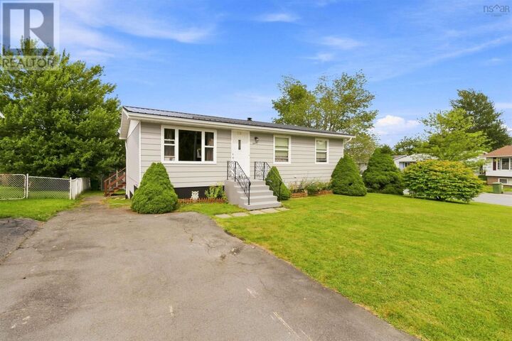 Property Photo: 11 Savona Court NS B2W 4R1