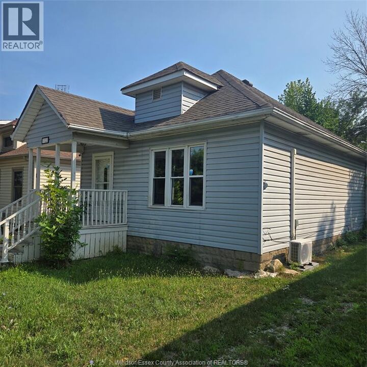 Property Photo:  1122 St. Luke  ON N8Y 3M9 