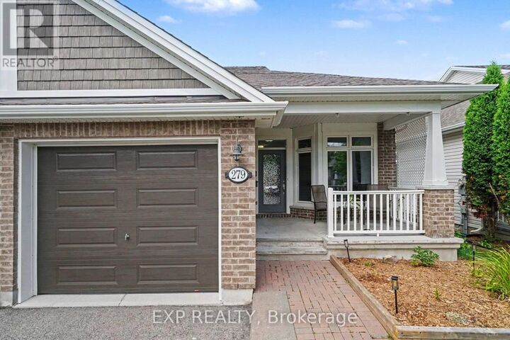 Property Photo: 279 Brambling Way ON K2J 6E3