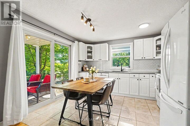 Property Photo: 86 Towey Lane ON K7V 3Z8