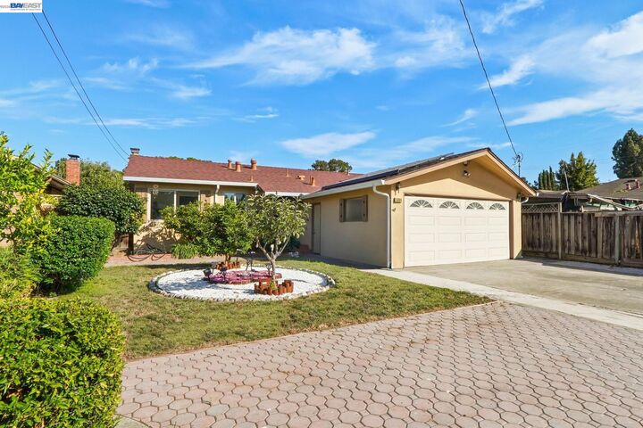Property Photo:  5984 Fair Ave  CA 94560 