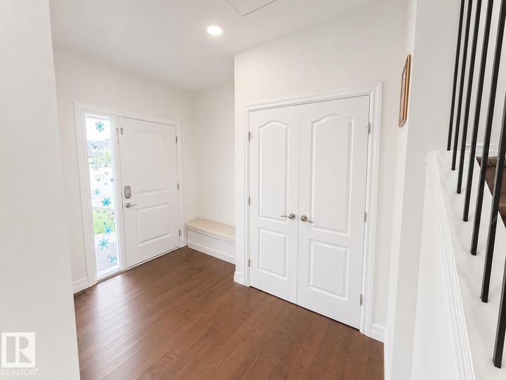 Property Photo:  1646 Davidson Green Green SW  AB T6W 3J3 