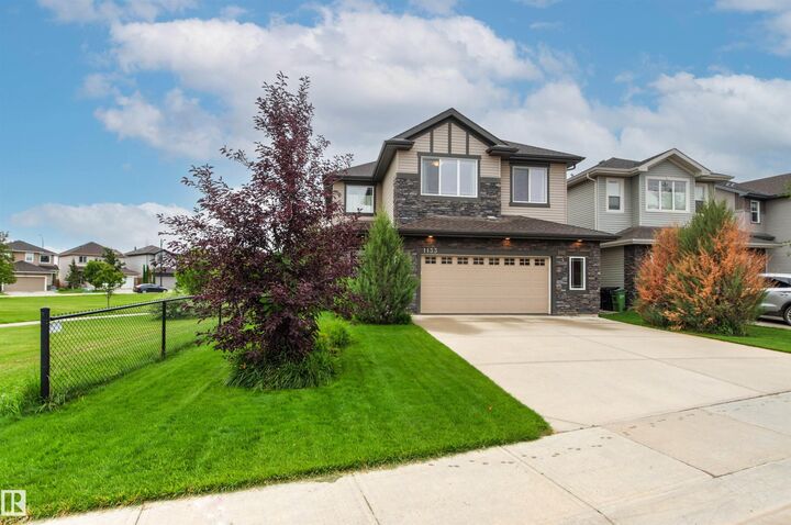 Property Photo:  1133 Hays Drive NW  AB T6M 0M2 