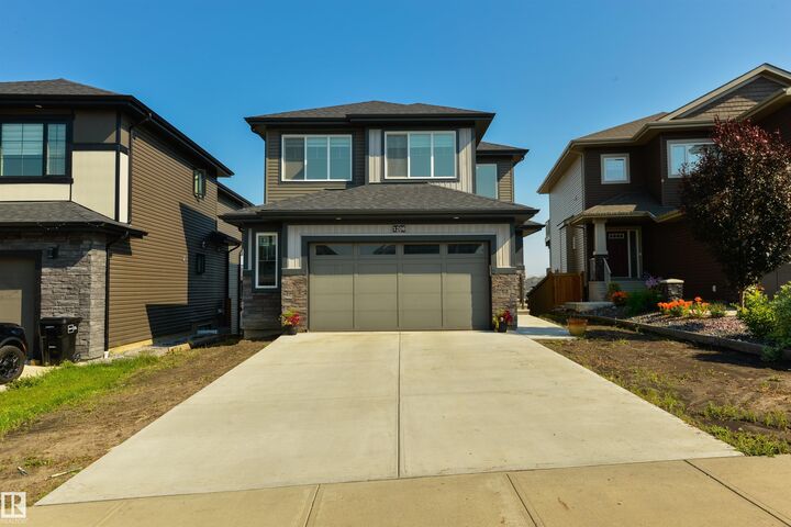 Property Photo: 1208 Peregrine Terrace NW AB T5S 0M3