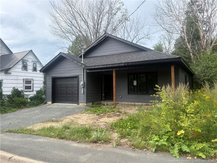 Property Photo: 66 Chatham Avenue NB E1N 2X9