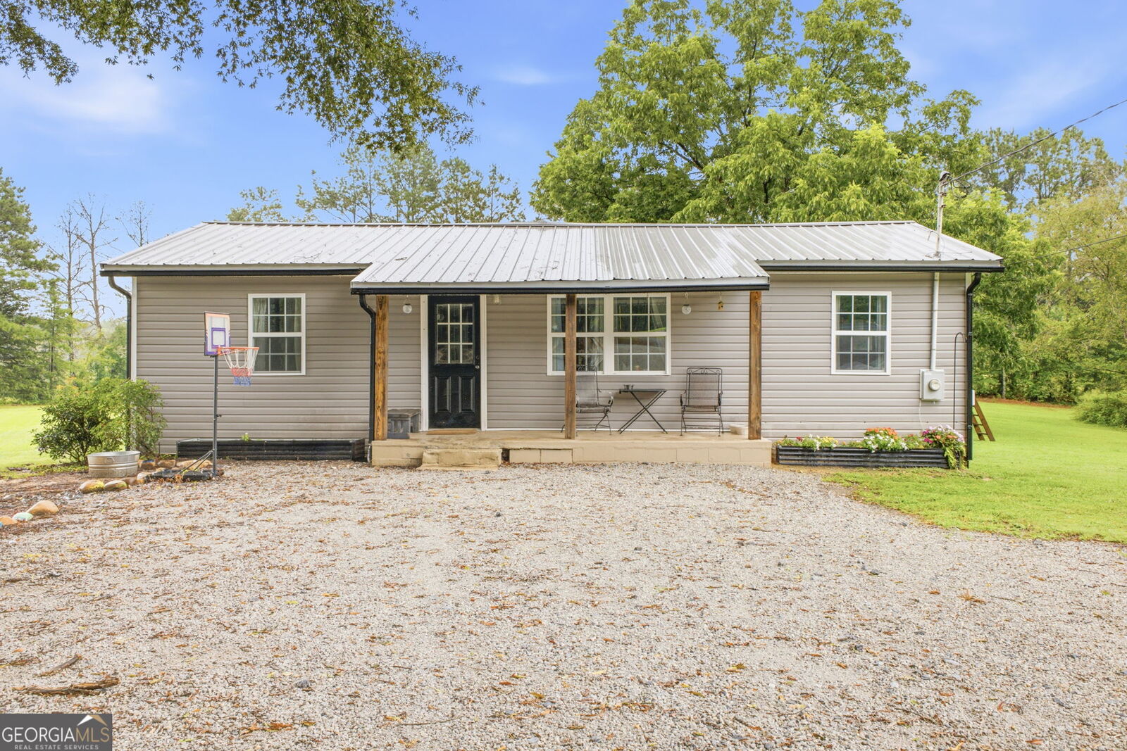 Property Photo:  432 Dunn Road SE  GA 30173 