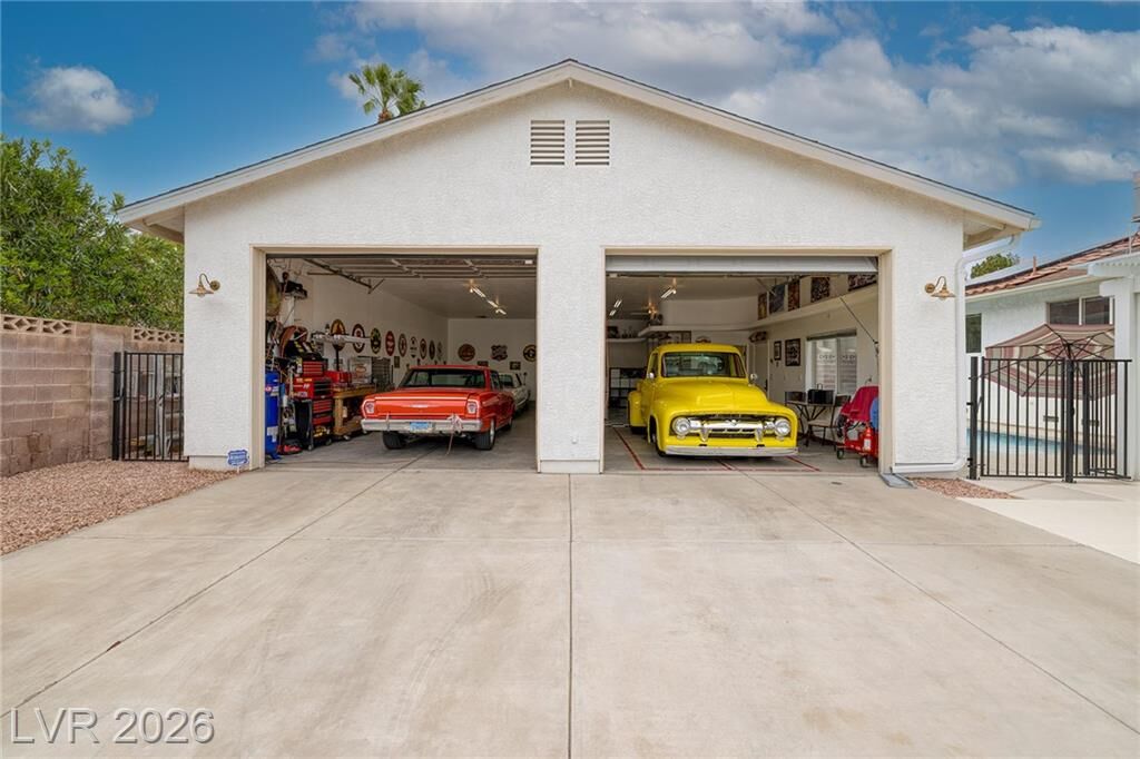 Property Photo: 991 Perez Place NV 89123