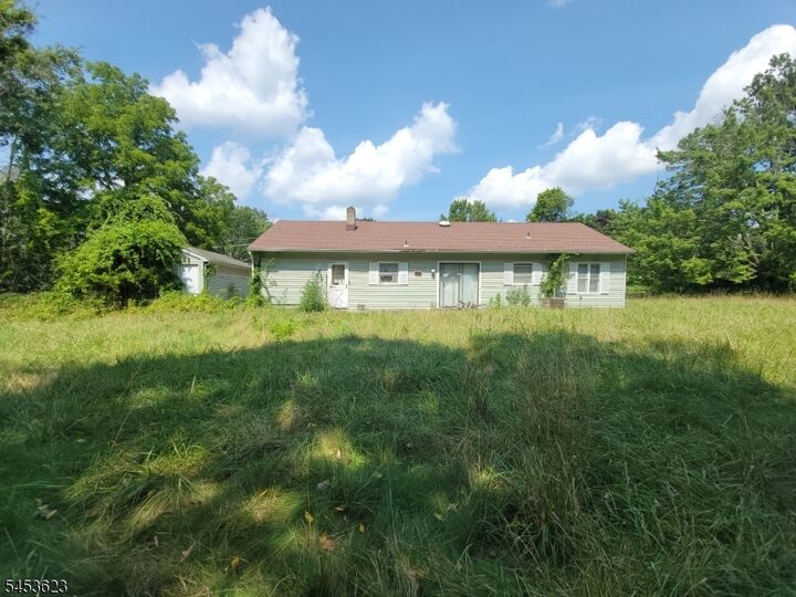 Property Photo: 547 Kemah Lake Rd NJ 07826