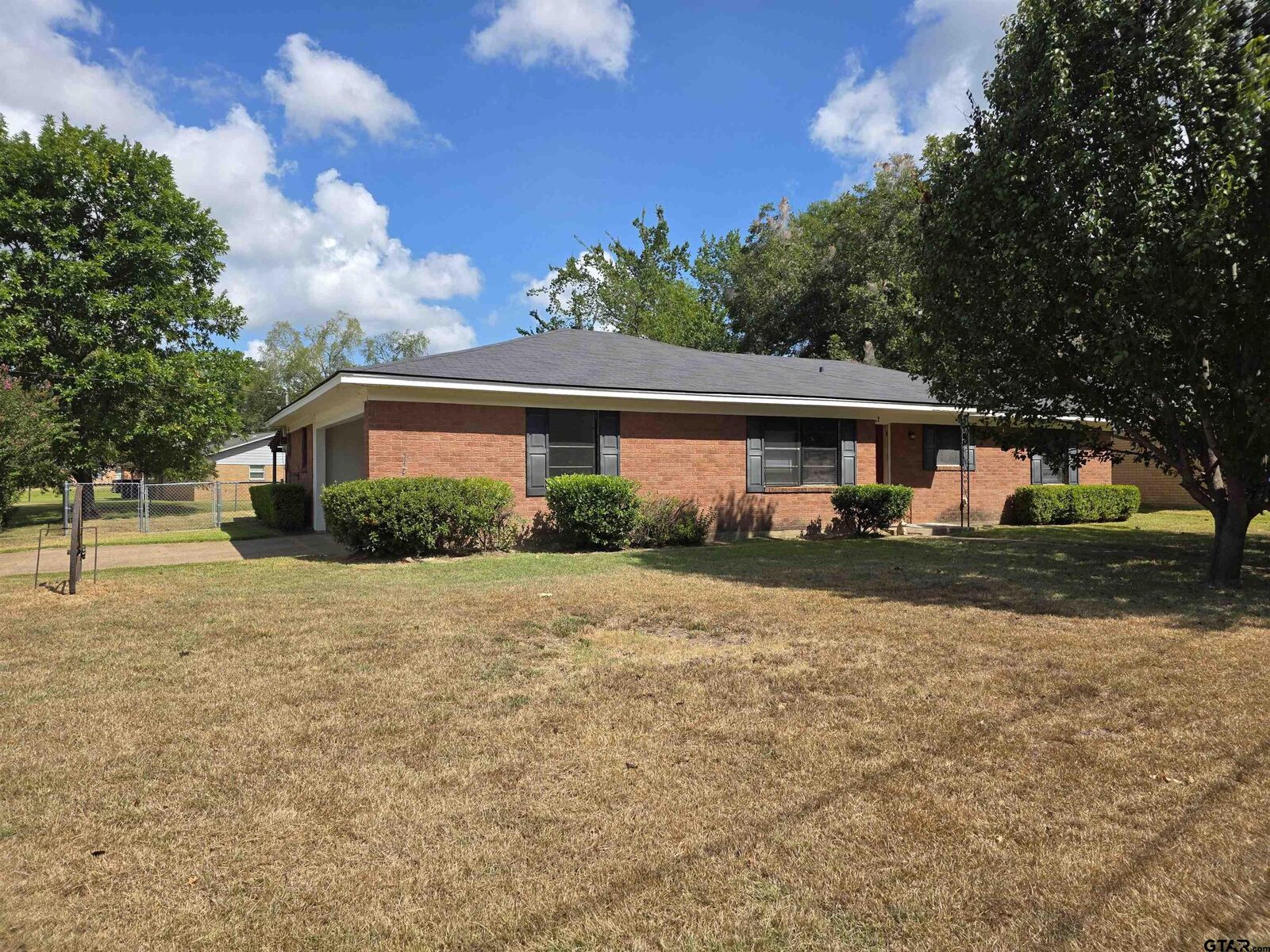 Property Photo: 2322 Kaynell TX 75654