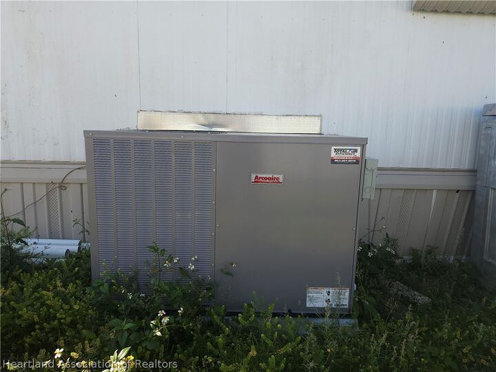Property Photo:  2910 San Francisco Lane  FL 33870 