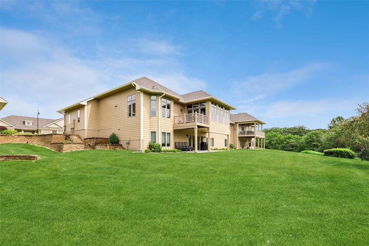 Property Photo: 14114 Timberline Drive IA 50323