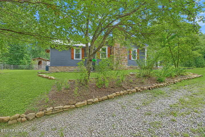 Property Photo:  394 Thomas Springs Rd  TN 38572 