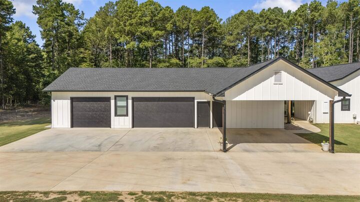 Property Photo: 6810 Fm 3358 TX 75645