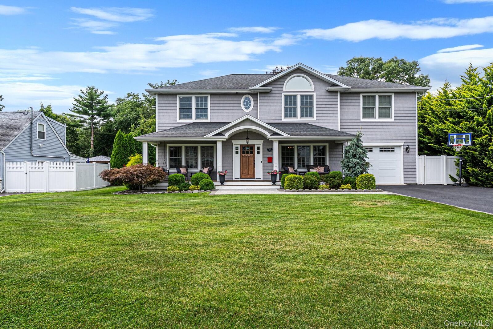 Property Photo: 121 Bayway Avenue NY 11706