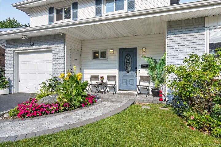 Property Photo:  31 Driftwood Drive  NY 11050 