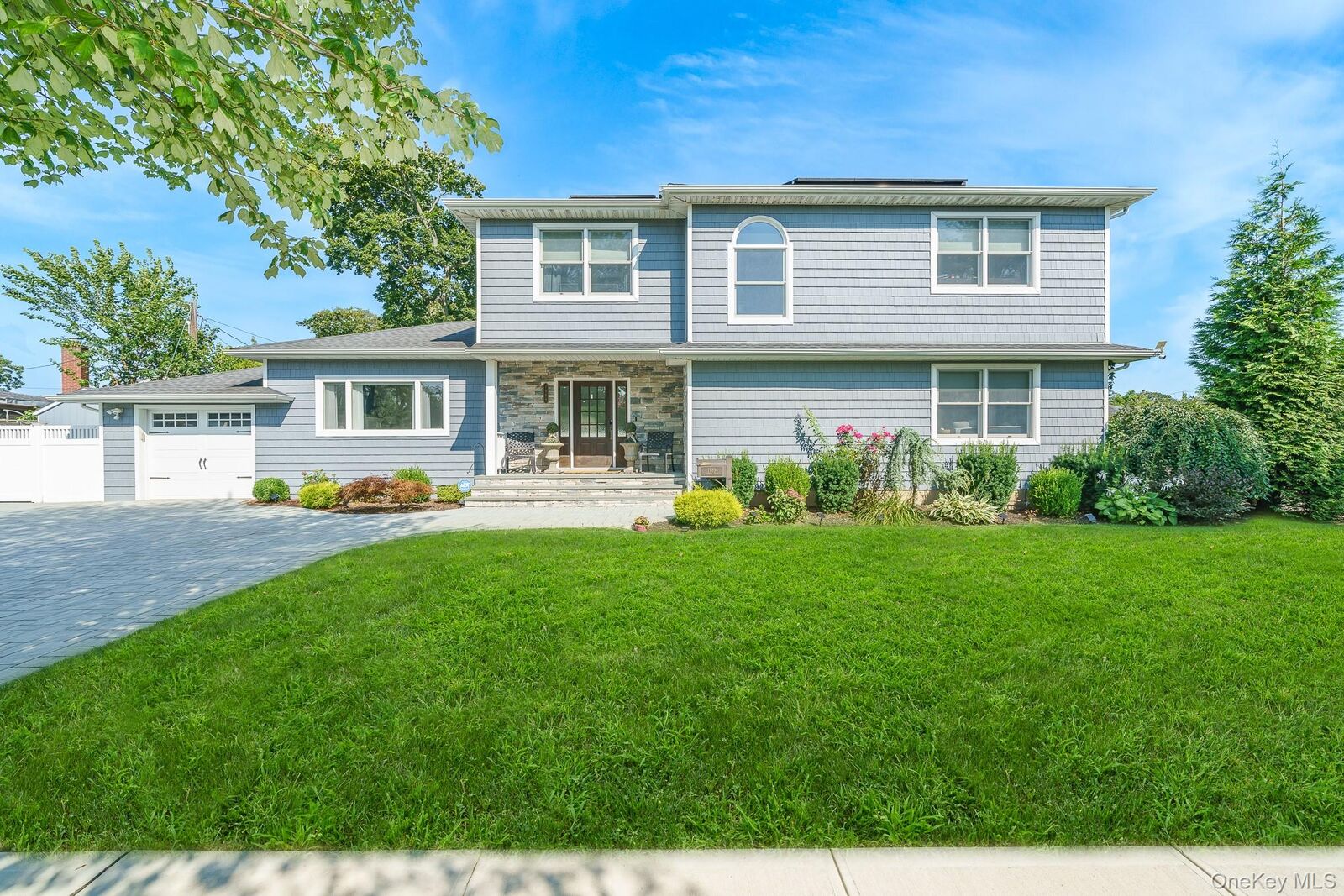 Property Photo:  1989 Corral Path  NY 11783 