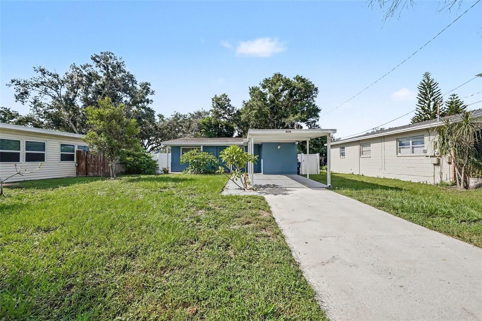 Property Photo:  4516 W Paxton Avenue  FL 33611 