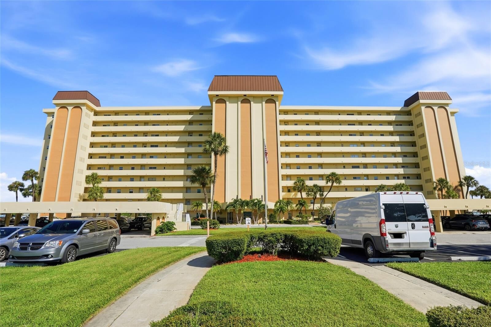 Property Photo:  4725 Cove Circle 306  FL 33708 
