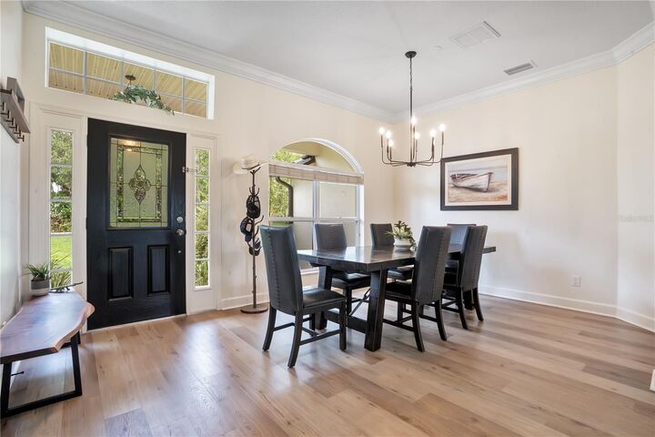 Property Photo:  2818 Mayday Drive  FL 33565 