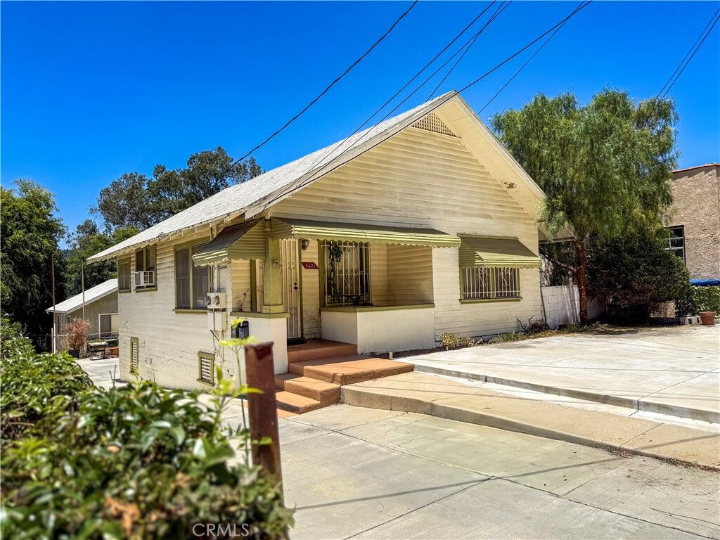Property Photo: 3621 Griffin Avenue CA 90031