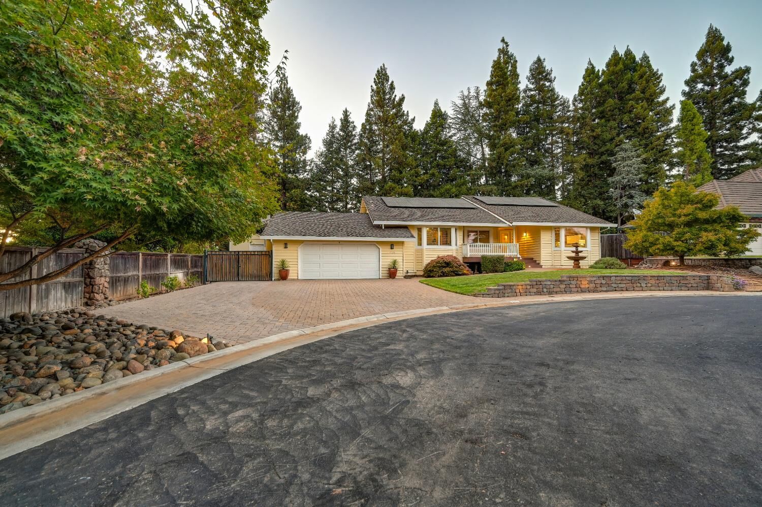Property Photo: 125 Patton Court CA 95630
