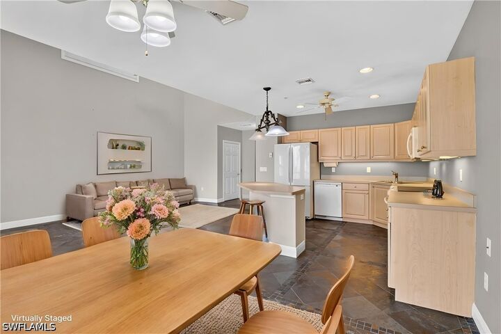 Property Photo:  3623 Edgewood Avenue  FL 33916 