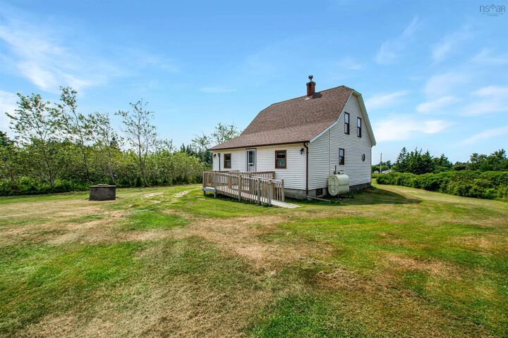 Property Photo: 4704 Highway 1 NS B5A 5B2