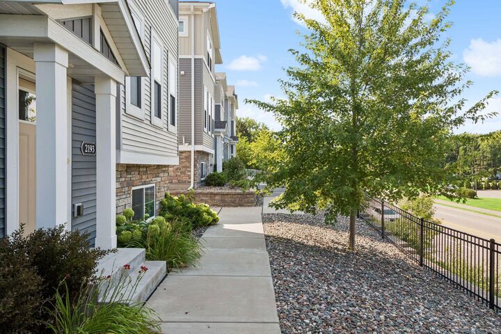 Property Photo:  2193 Gateway Curve  MN 55109 