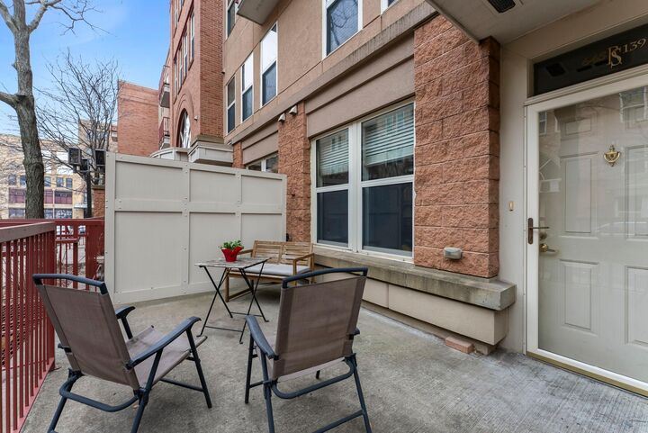 Property Photo: 645 N 1st Street 139 MN 55401