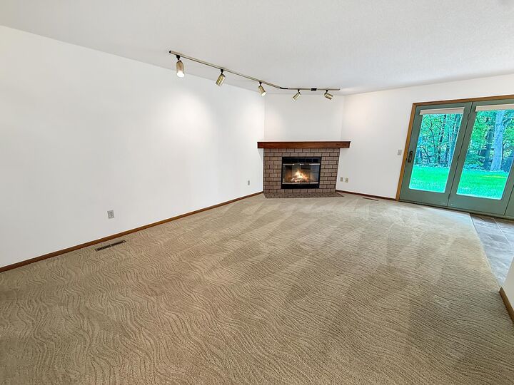 Property Photo:  18516 Creeks Bend Drive  MN 55345 