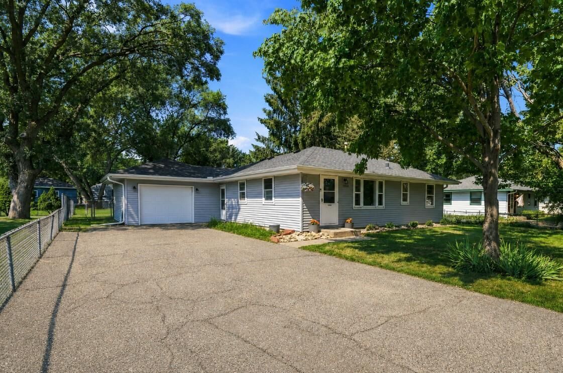 Property Photo:  11698 Juniper Street NW  MN 55448 
