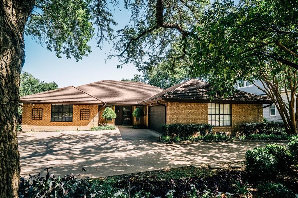 Property Photo:  6309 Riviera Drive  TX 76180 