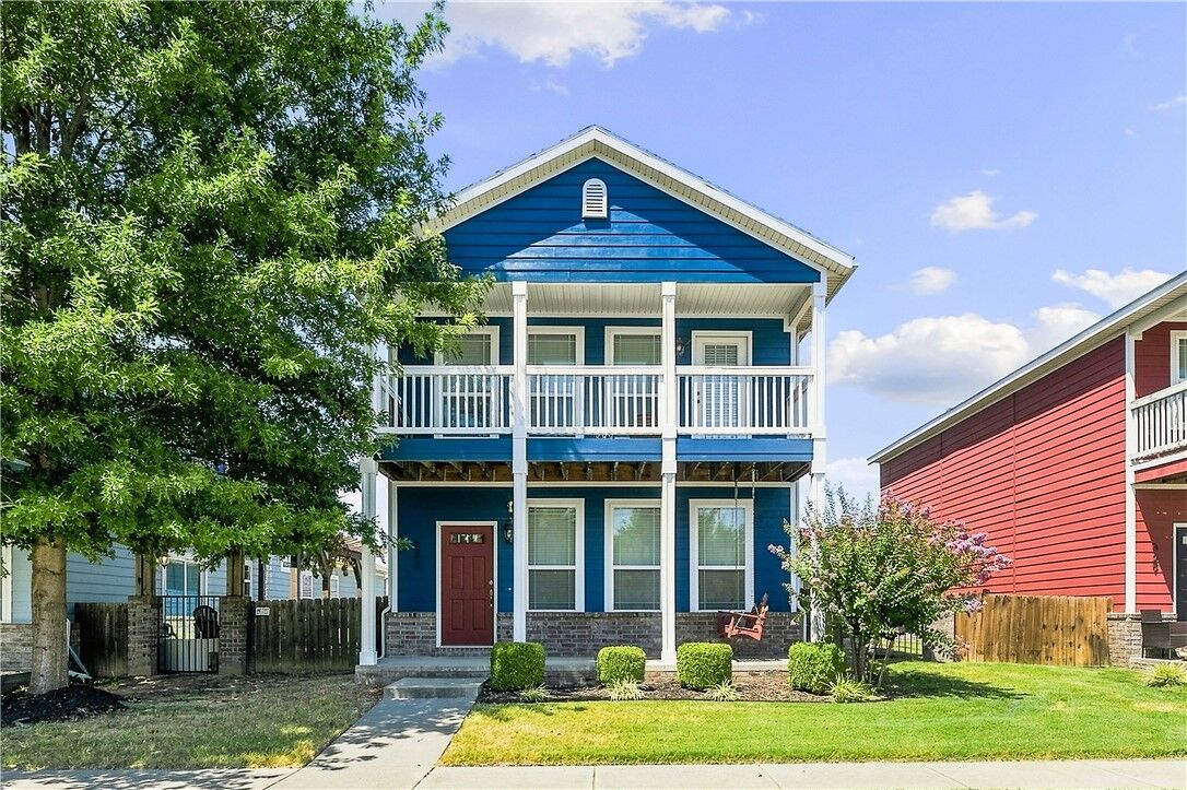 Property Photo: 623 N Keats Drive AR 72704