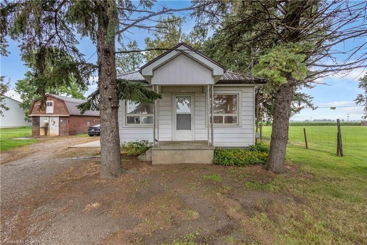 Property Photo:  1097 Colborne Street W  ON N3T 5L7 
