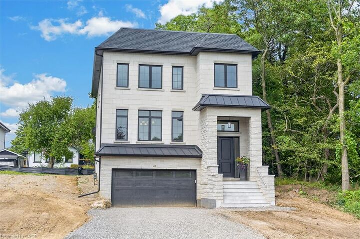 Property Photo: 67 Cielo Court ON L9B 0J1