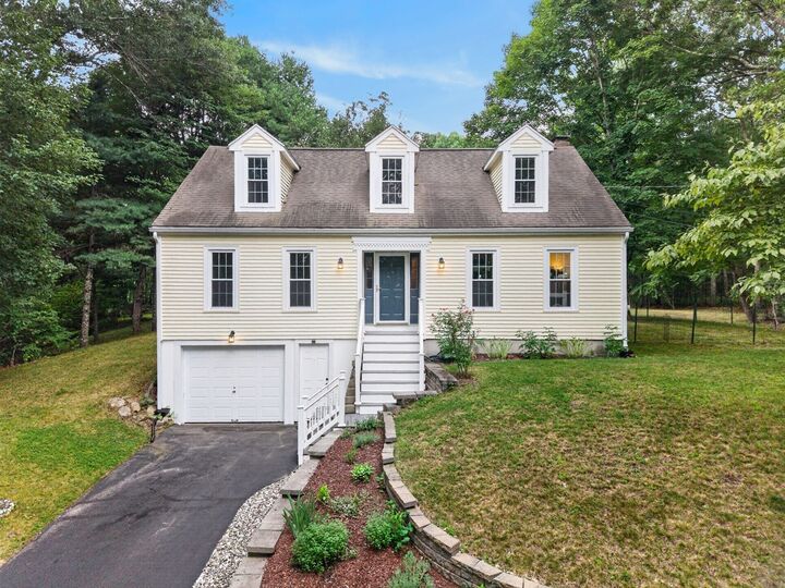 Property Photo:  81 Moon Hill Rd  MA 01534 