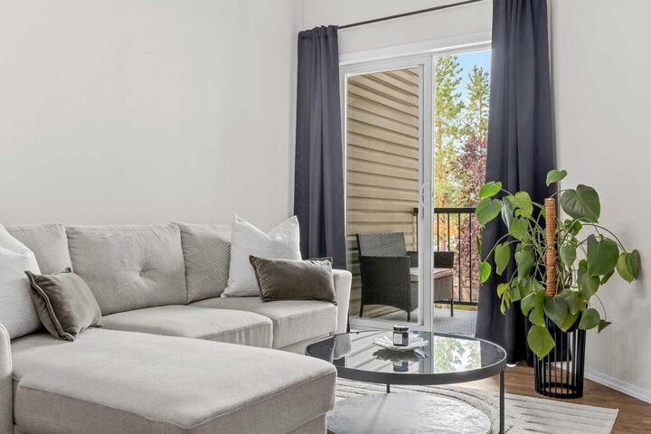 Property Photo: 73 Erin Woods Court 2213 AB T2B 3V2